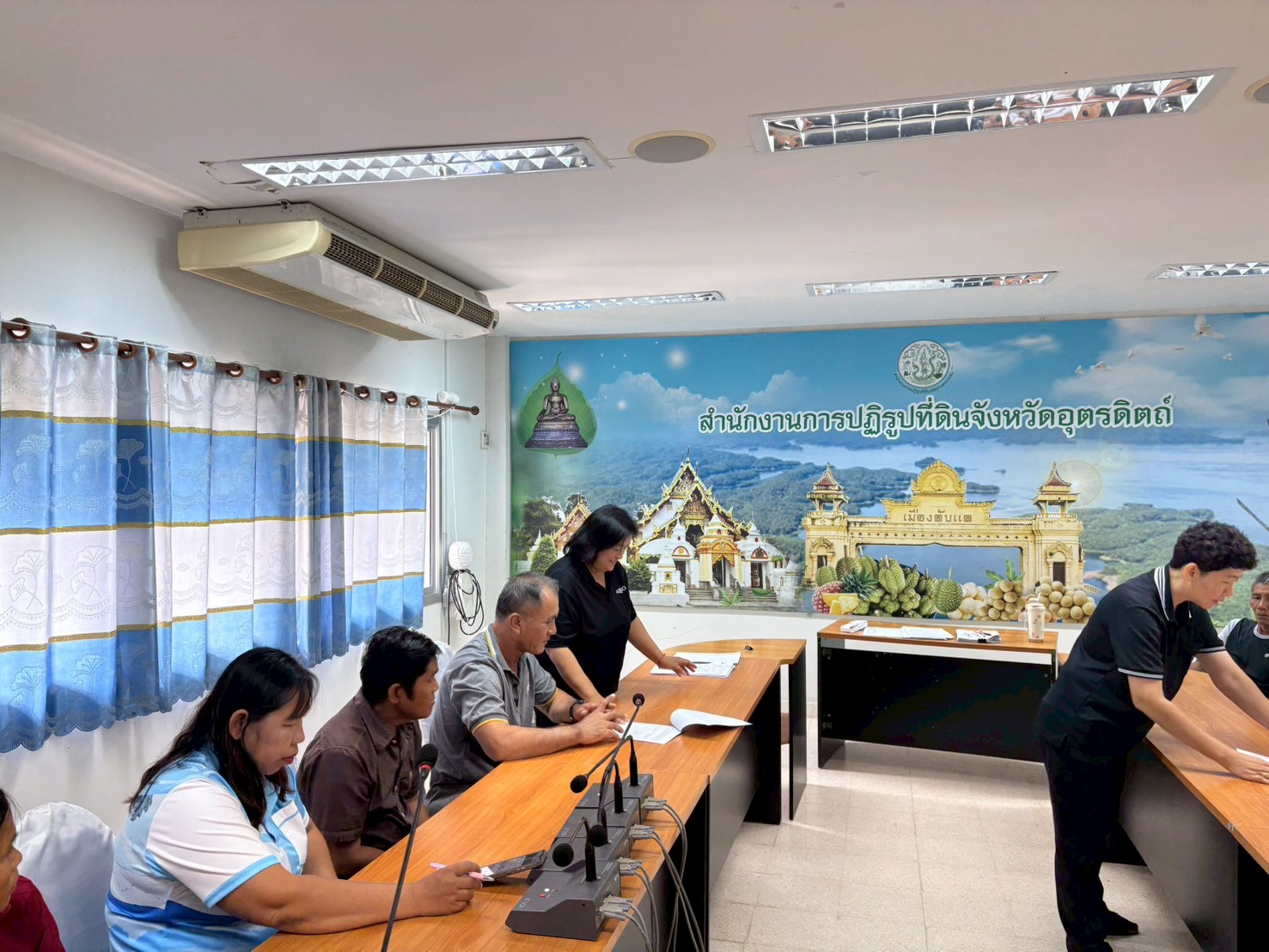 title - ส.ป.ก.อุตรดิตถ์ สนับสนุนสินเชื่อเงินกองทุนการปฏิรูปที่ดินเพื่อเกษตรกรรม ให้กับเกษตรกรในเขตปฏิรูปที่ดิน ครั้งที่ ๓/๒๕๖๙